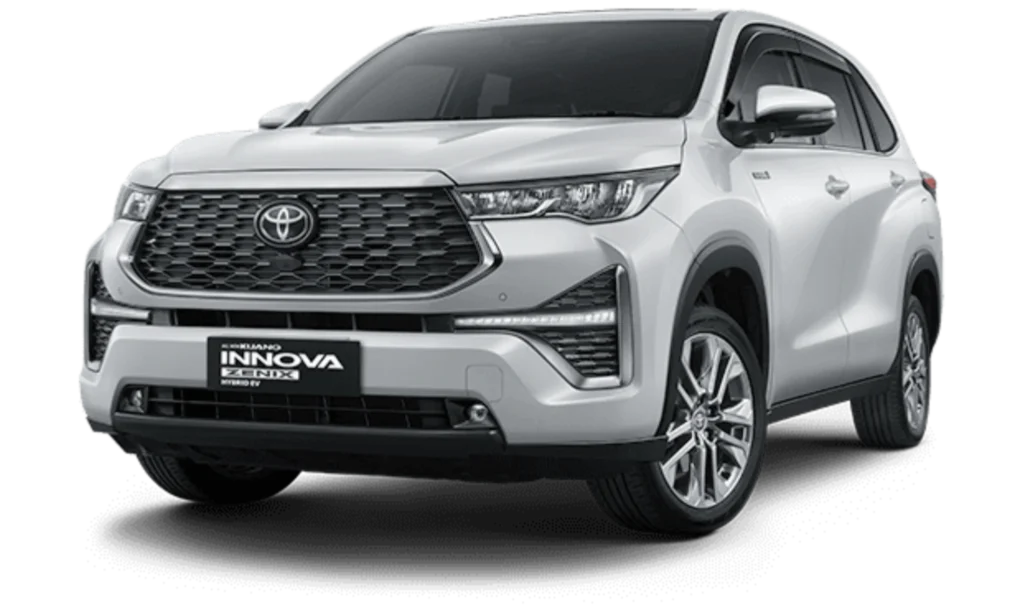Sewa Innova Zenix Padang